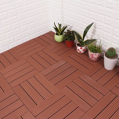 مكافحة التآكل WPC DIY Decking 300 X 300 X 22mm Anti Rot WPC Decking Outdoor