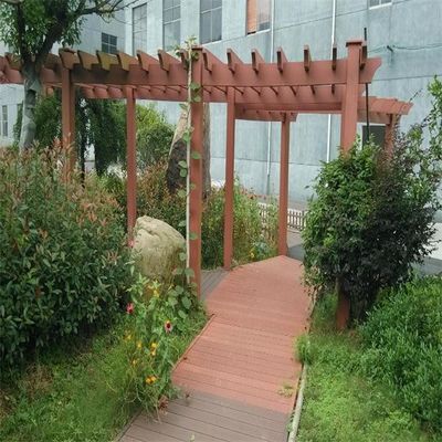 خشب زخرفي للقهوة WPC Pergola Grooving Surfacec Outdoor Garden 5M